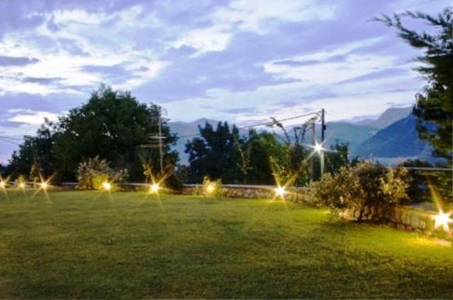 Hotel Xenion Tou Georgiou Merantza Pramanta Exterior photo